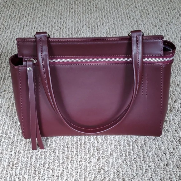 Alberta Di Canio Burgandy Leather Backpack Alberta Di Canio Burgundy Italian Patent Leather Vintage  main image 3